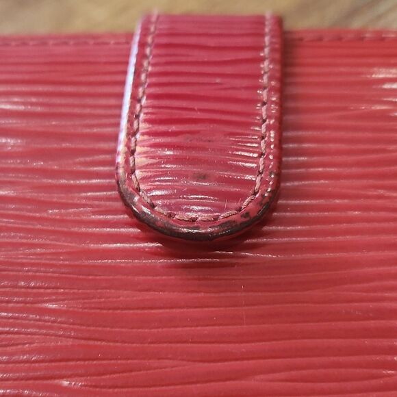 EUC Authentic LV Red Epi Bifold Wallet - Picture 3 of 15